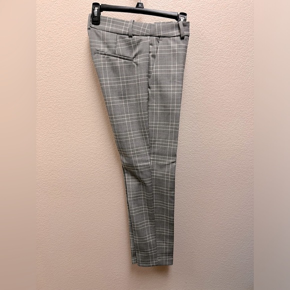 H&M Women's Grey and Cream Trousers - Picture 1 of 6